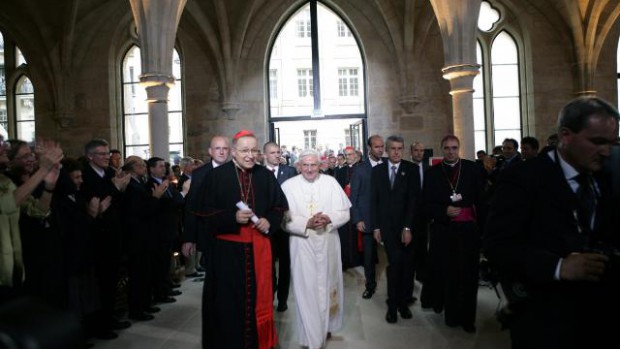 Discours de Benoît XVI au collège des Bernardins