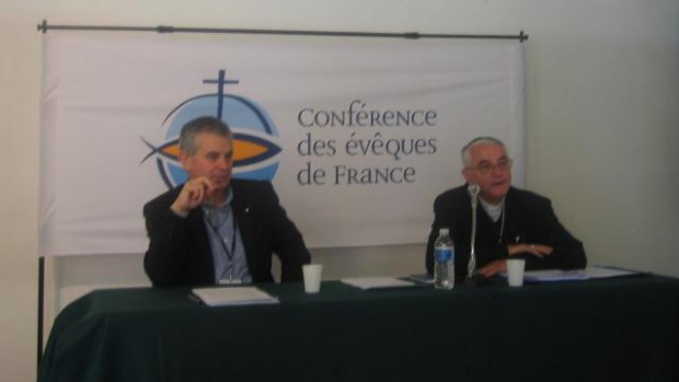 P. Christophe Roucou et Mgr Michel Santier