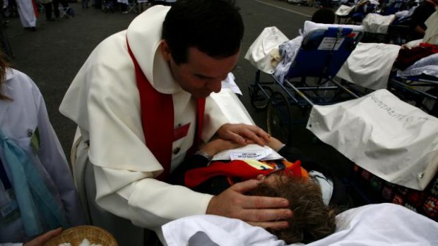 Onction des malades à Lourdes