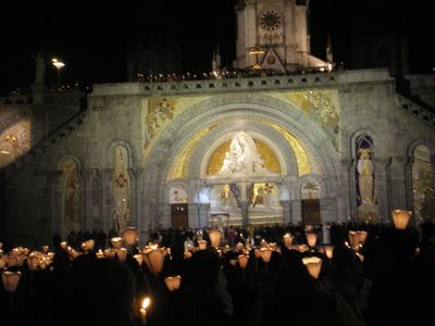 Lourdes : Veillée mariale