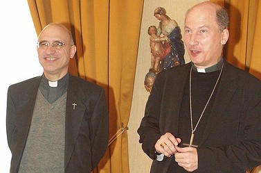 Mgr Nicolas Souchu et Mgr Pierre d'Ornellas